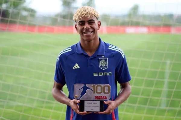 18岁新星亚马尔登顶全球百大球星榜,C罗梅西排名引发热议